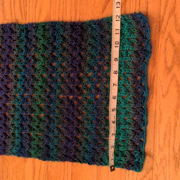 NWT! Handmade Japanese Lace Knit Neck Scarf Aqua Blue Purple 🔥HP 1-22-24🔥 - Picture 5 of 5